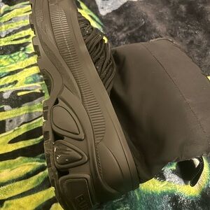 Men's Black Sneakers